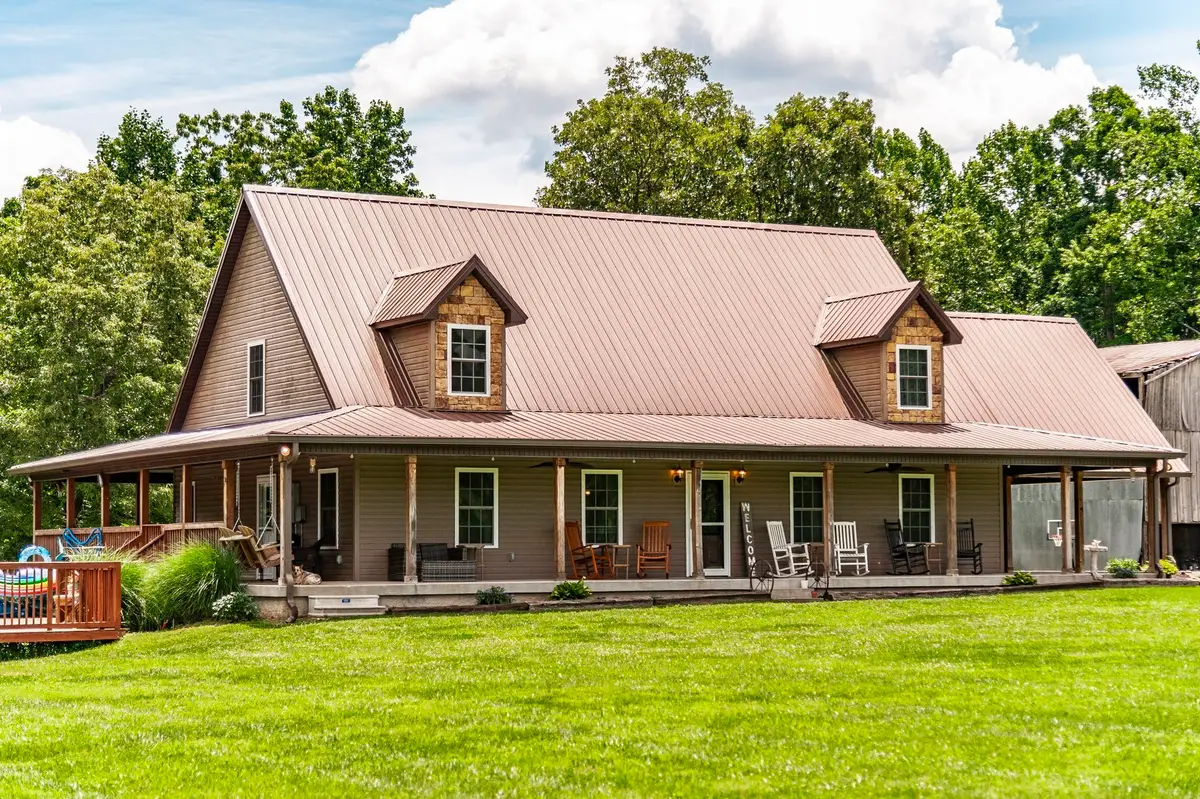 846 Clark Hollow Rd, Westmoreland, TN 37186 - #1