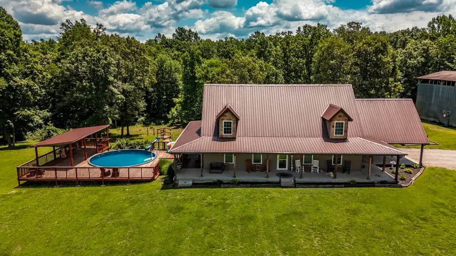 846 Clark Hollow Rd, Westmoreland, TN 37186 - #2