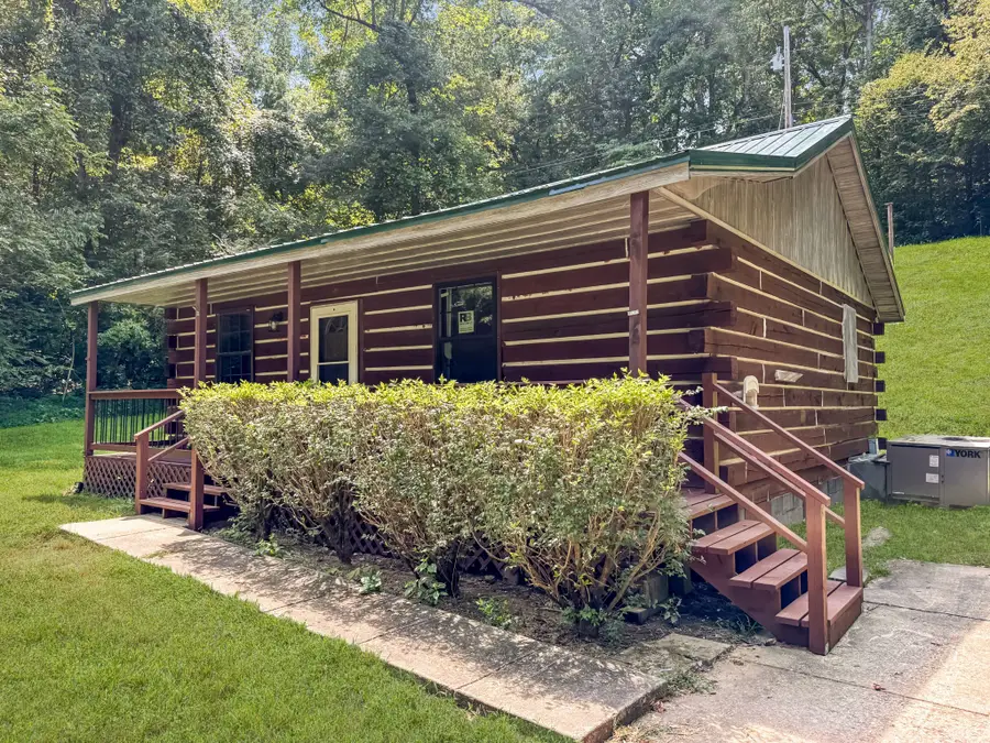 165 Lakeshore Dr, Dover, TN 37058 - #3