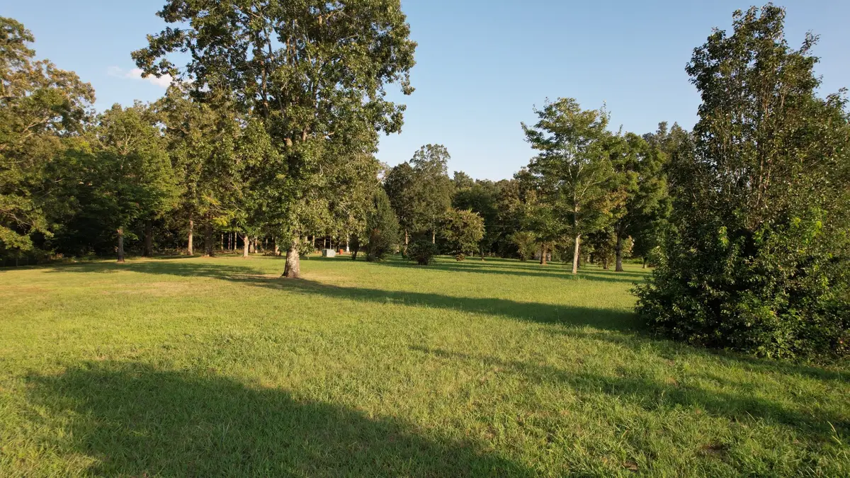 9310 Buttermilk Ridge Rd, Lawrenceburg, TN 38464 - #1