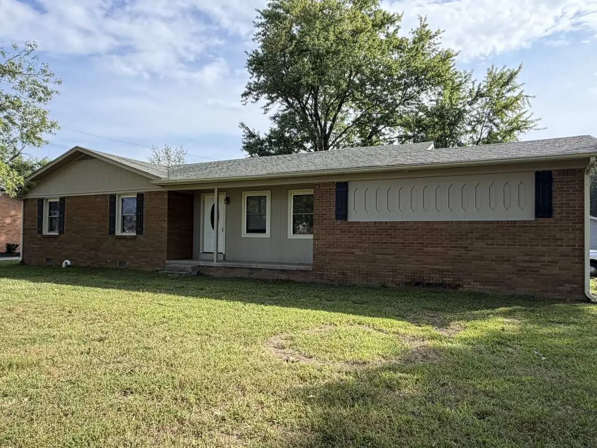 2128 Lambert Dr, Westmoreland, TN 37186 - #1