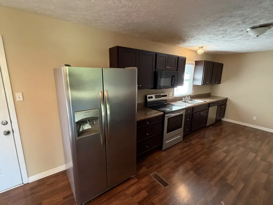 2128 Lambert Dr, Westmoreland, TN 37186 - #2