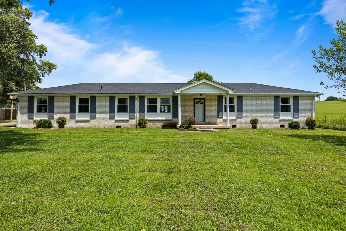 911 Old Alexandria Rd W, Watertown, TN 37184 - #1