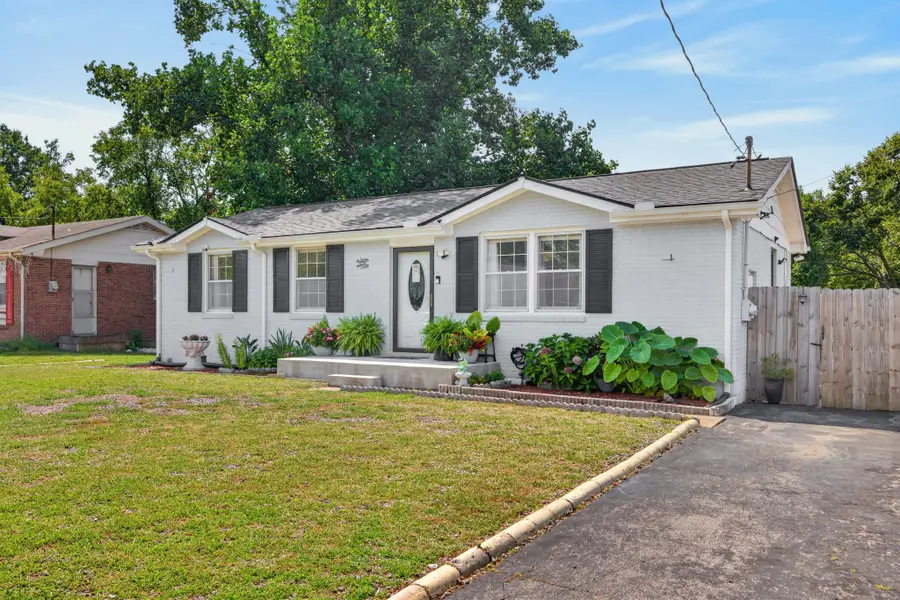 528 Singer Dr, Madison, TN 37115 - #3