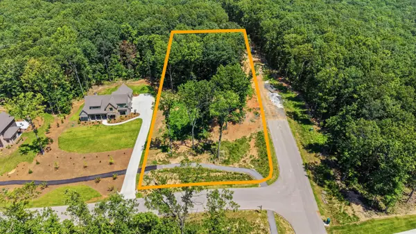 8581 Bear Paw Trail, Signal Mountain, TN 37377