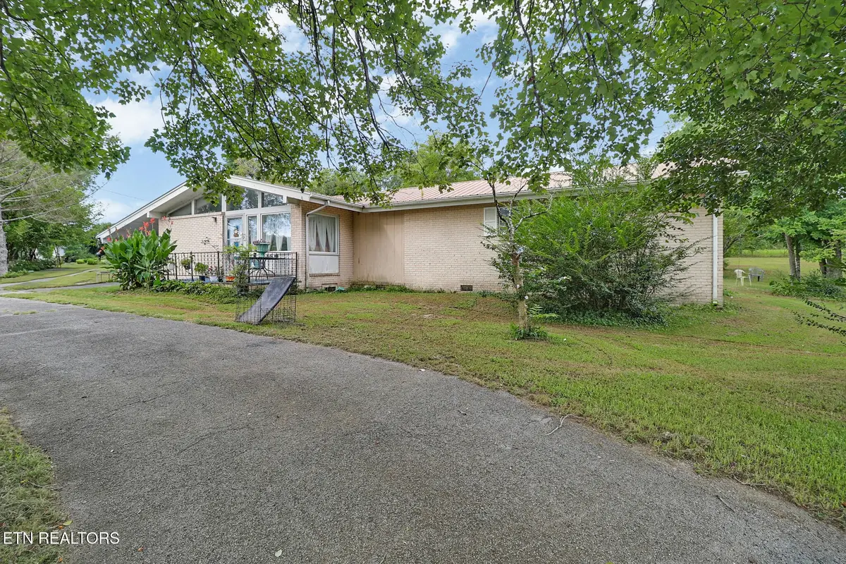 1030 Allardt Hwy, Jamestown, TN 38556 - #1