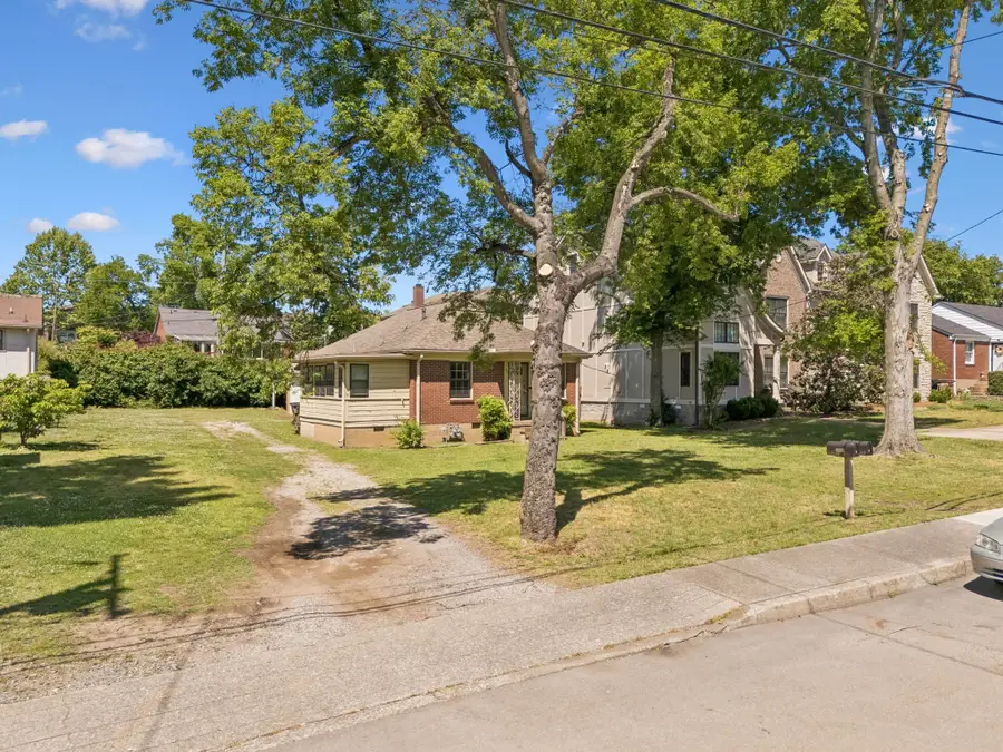 2110A W Linden Ave, Nashville, TN 37212 - #2