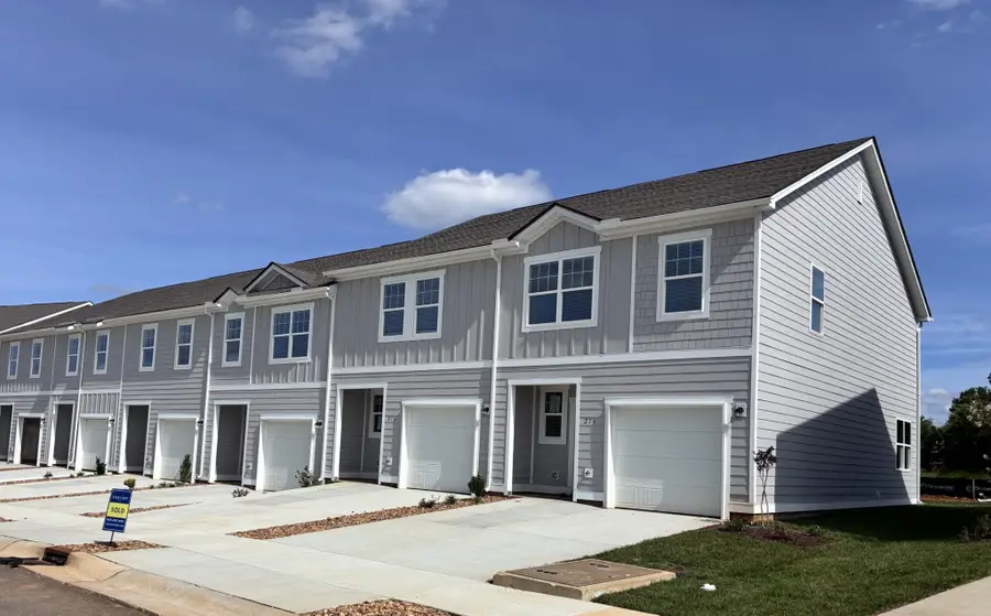 228 Darlington Dr, Dickson, TN 37055 - #2