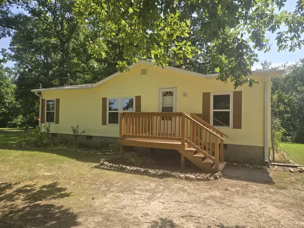 2138 Deep Cut Rd, Erin, TN 37061