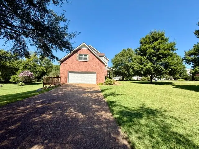 2801 Curacao Ln, Thompsons Station, TN 37179 - #2