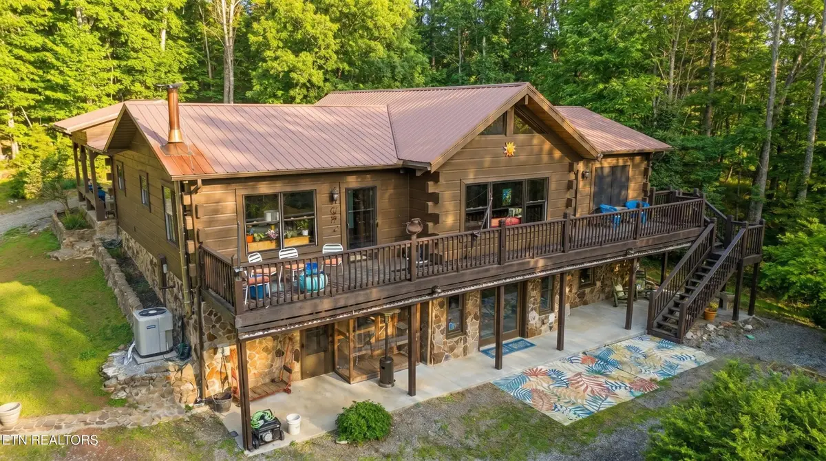 575 Ironsburg Rd, Tellico Plains, TN 37385 - #1