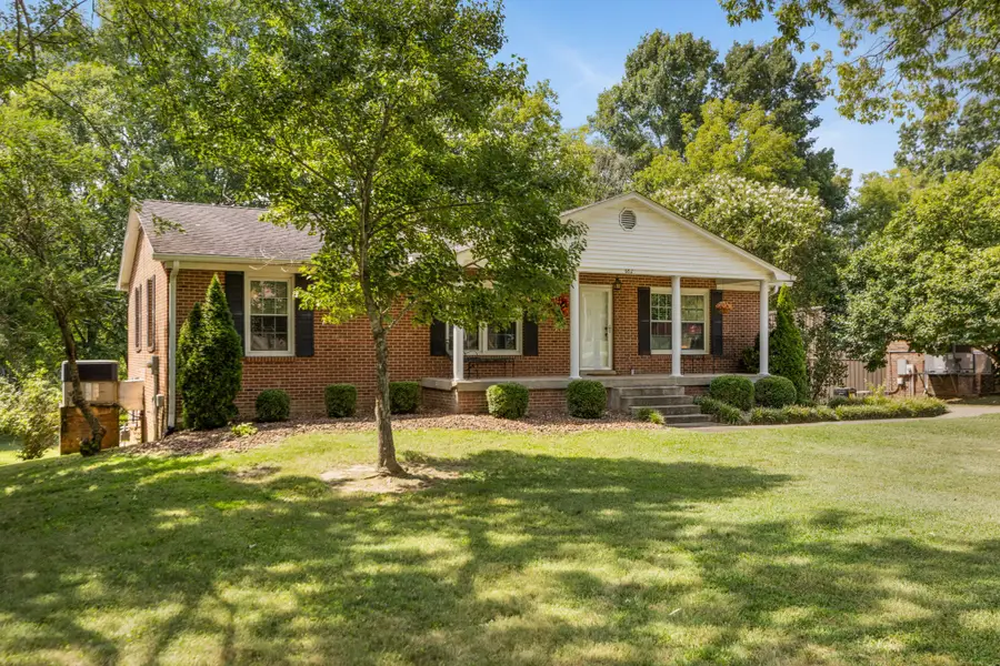 682 Midway St, Lewisburg, TN 37091 - #2