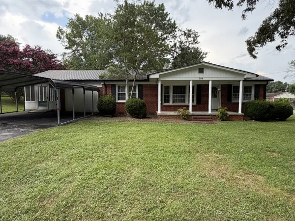708 Cadillac Ln, McMinnville, TN 37110