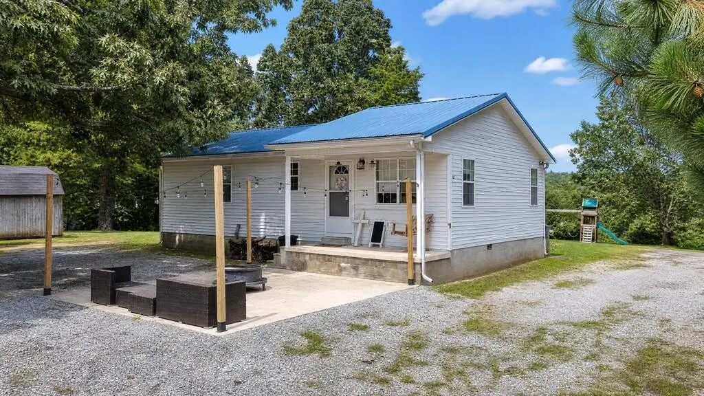 233 Allen Mill Creek Ln, Camden, TN 38320 - #1