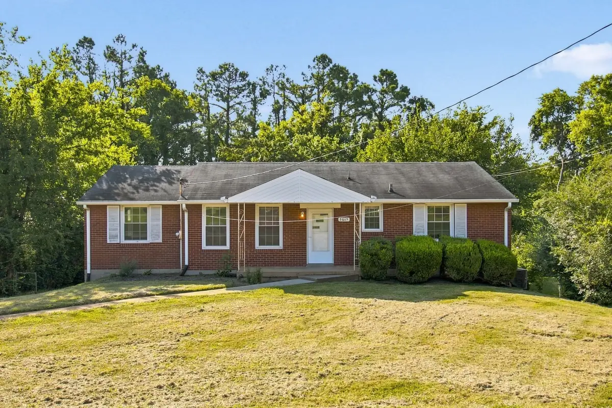 3015 Jenry Dr, Nashville, TN 37214 - #1