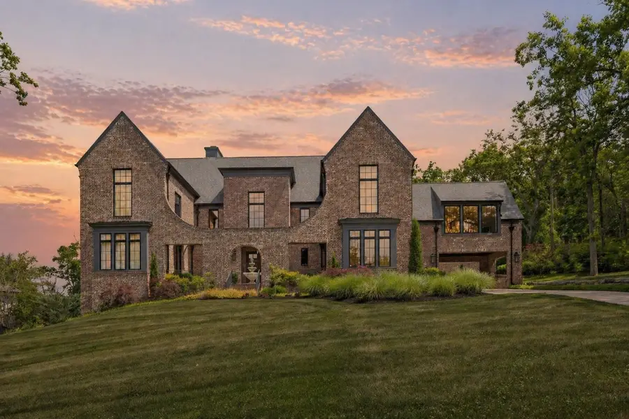 4520 Shys Hill Rd, Nashville, TN 37215 - #3