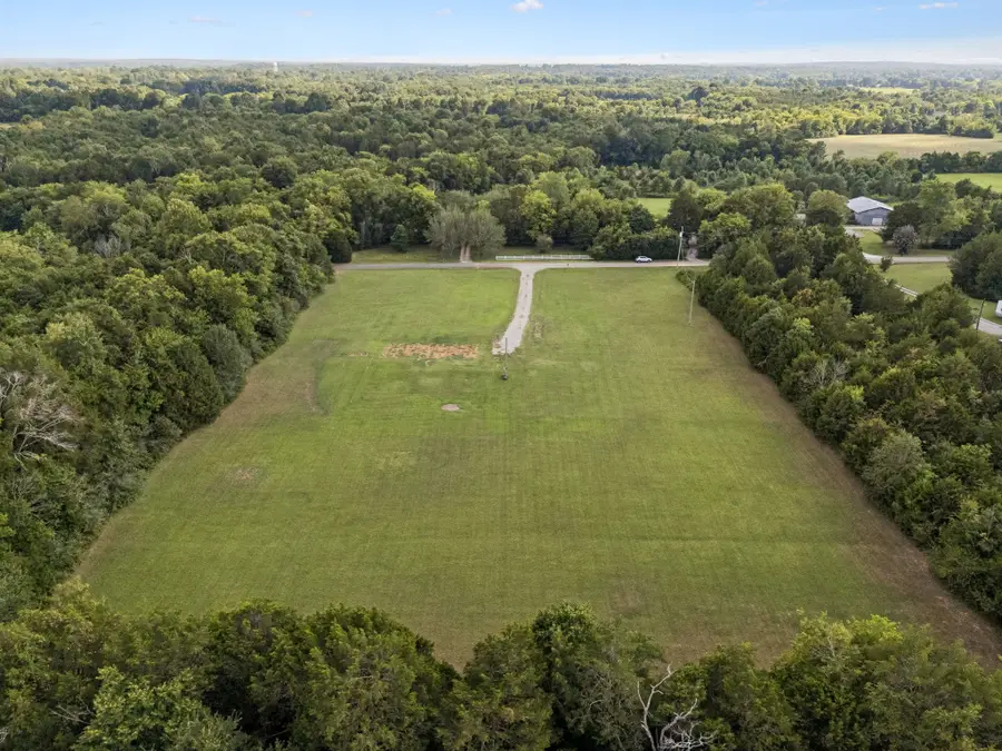 2040 Friendship Ln, Chapel Hill, TN 37034 - #2