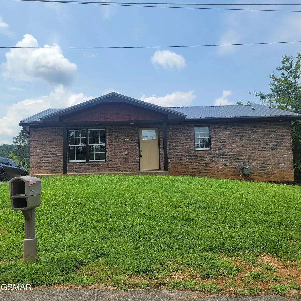 709 8th Street, Newport, TN 37821 - #1