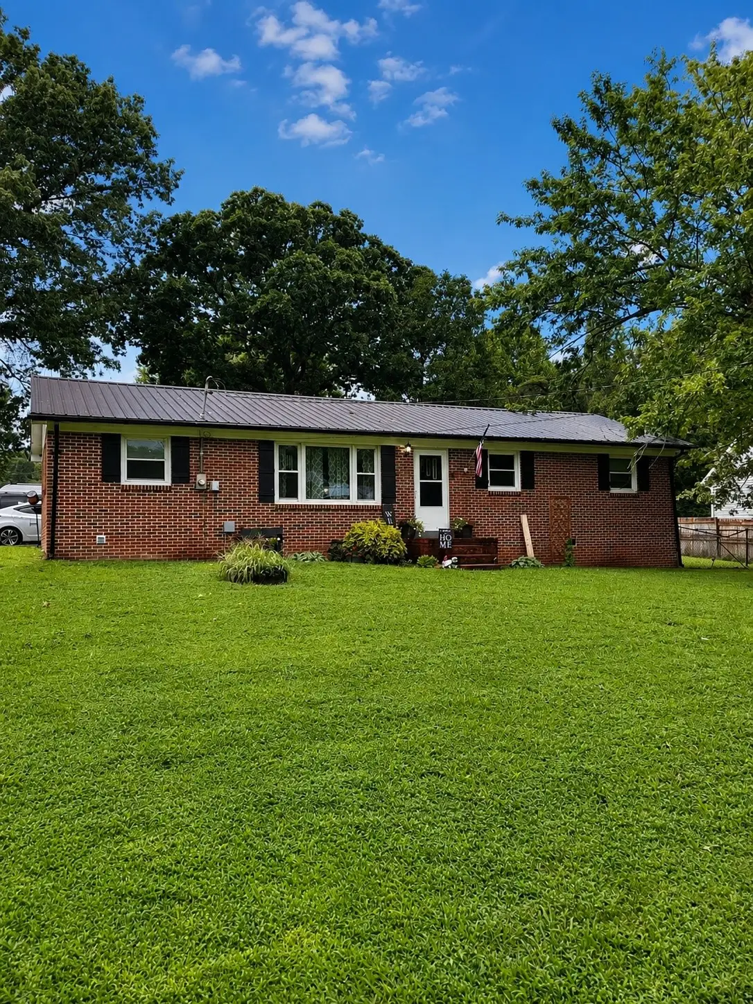 205 Dawn Dr, McMinnville, TN 37110 - #1