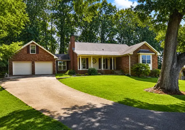 135 Lynx Dr, Clarksville, TN 37042
