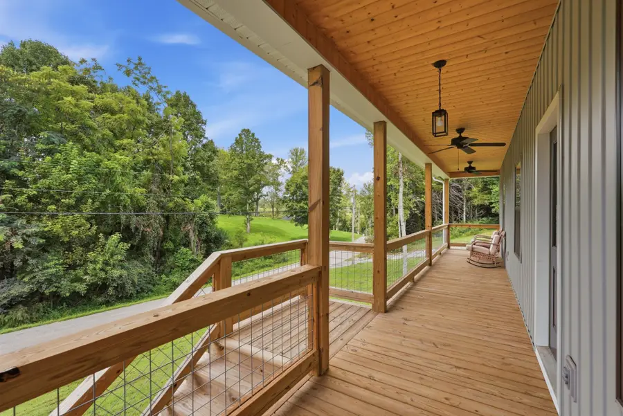 70 River Oaks Dr, Sparta, TN 38583 - #2