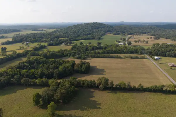 975 Haunt Hollow Rd, Unionville, TN 37180