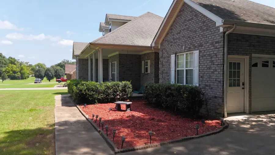 435 Long St W, McEwen, TN 37101 - #3