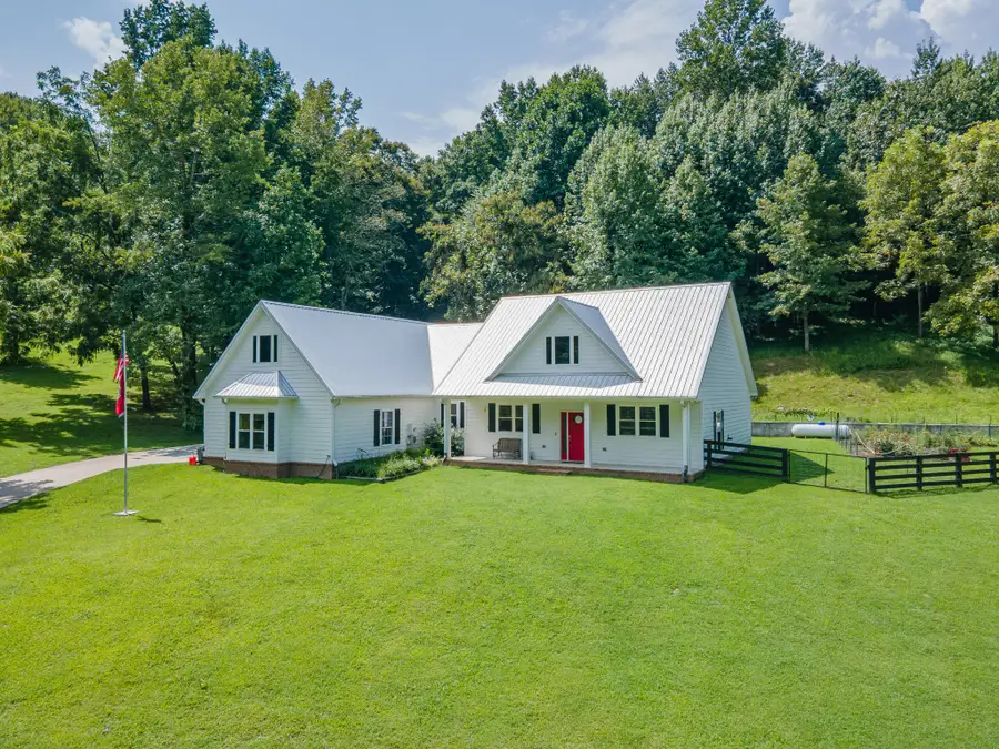 1049 Williams Hollow Rd, Pulaski, TN 38478 - #2