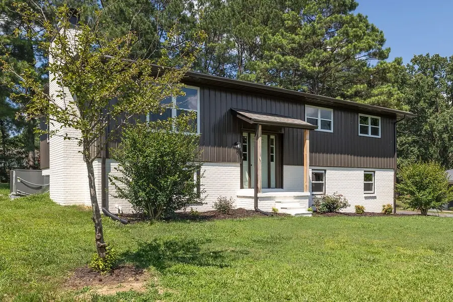 1708 Deer Hollow Dr, Lawrenceburg, TN 38464 - #2