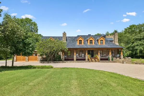 1374 Peter Pond Rd, Ashland City, TN 37015