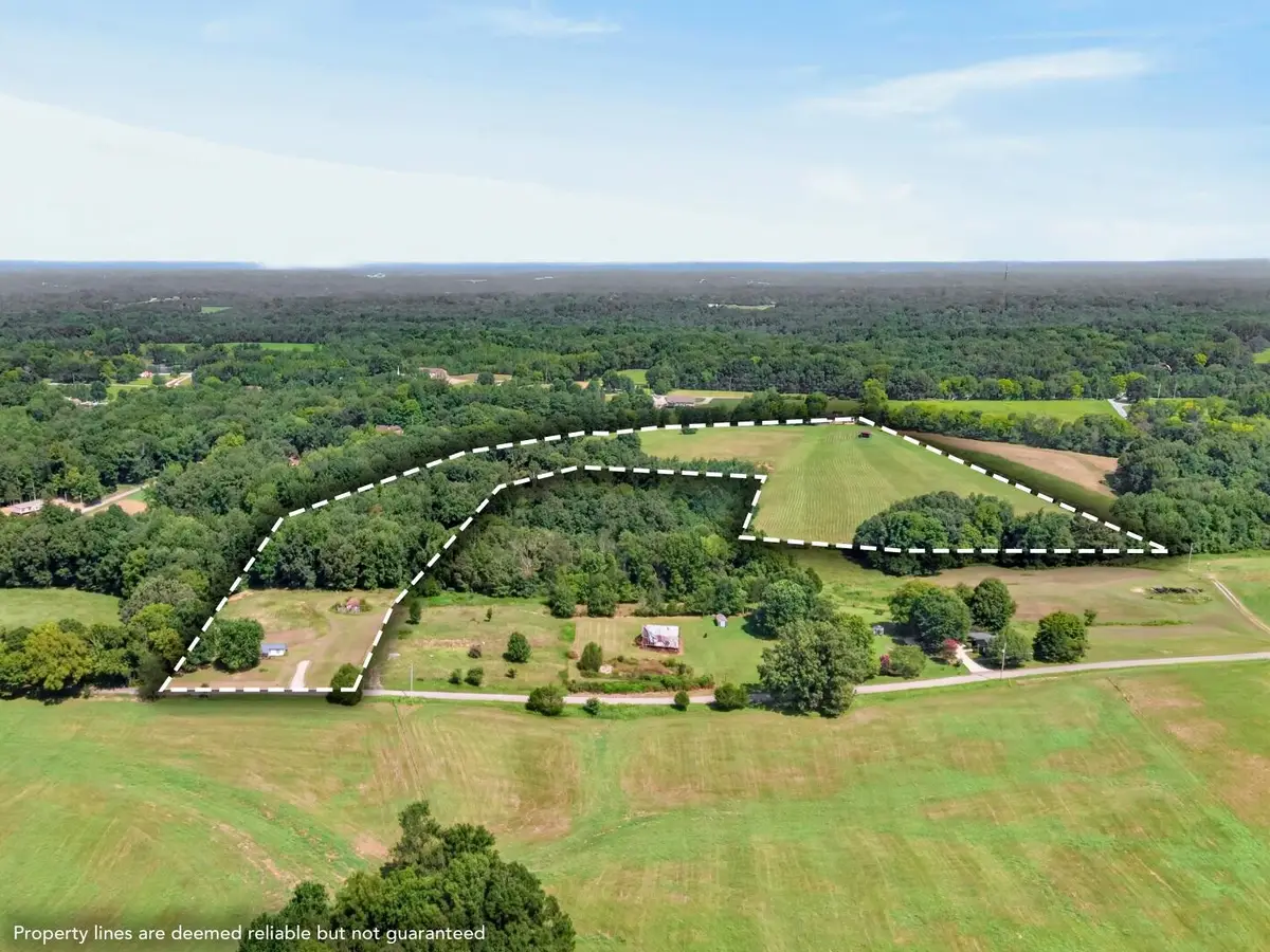 635 Houston Fielder Rd, Clarksville, TN 37043 - #1