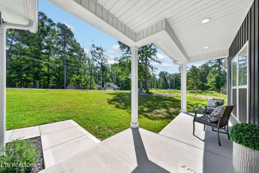 371 W Meadow Creek Rd, Monterey, TN 38574 - #3