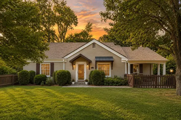 3807 Dartmouth Ave, Nashville, TN 37215