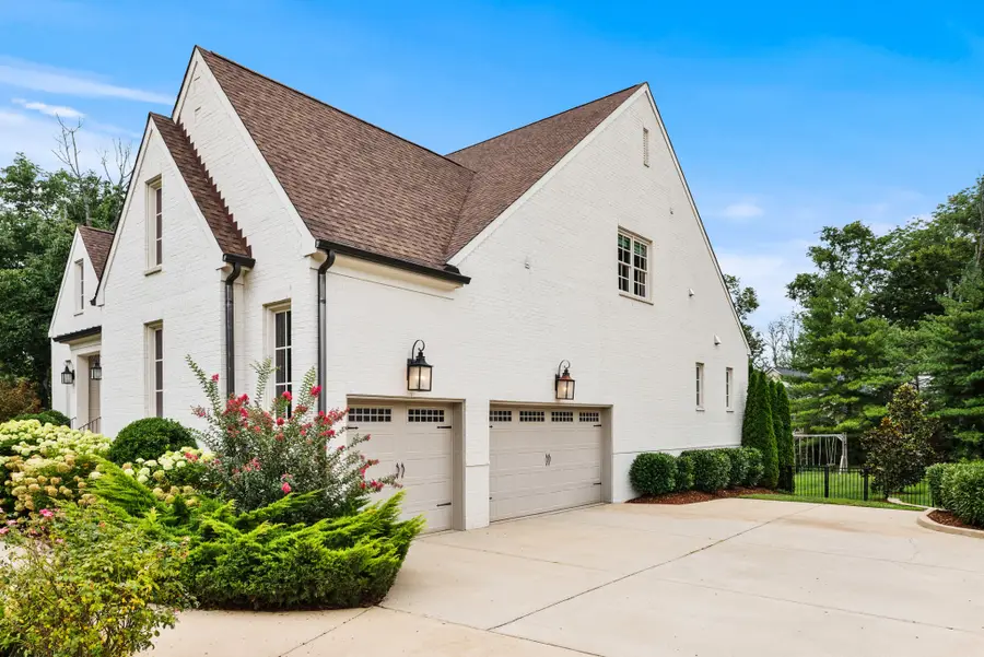 4514 Shys Hill Rd, Nashville, TN 37215 - #3