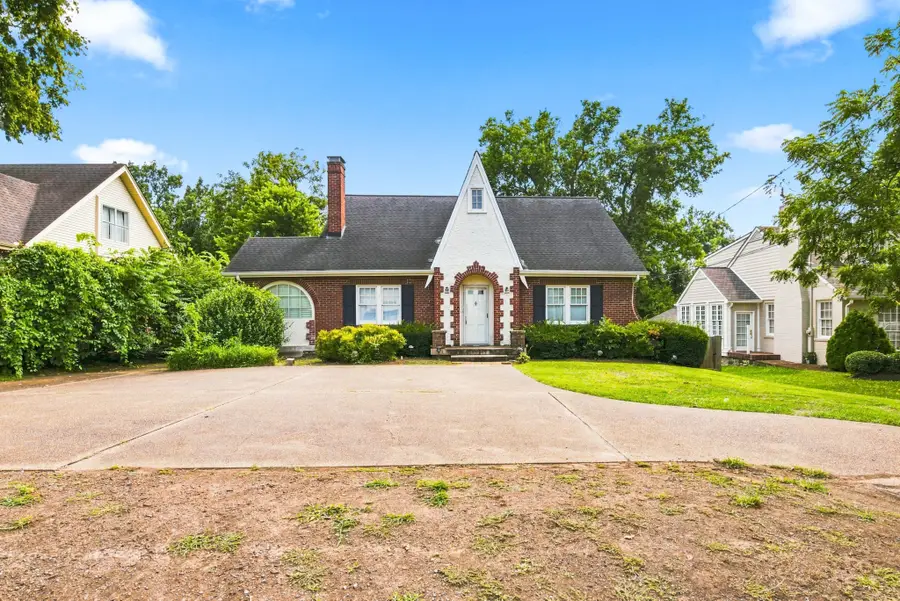 1621 S Observatory Dr, Nashville, TN 37215 - #2