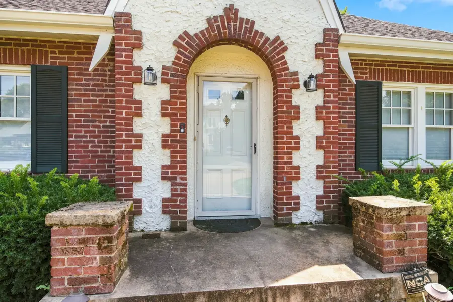1621 S Observatory Dr, Nashville, TN 37215 - #3