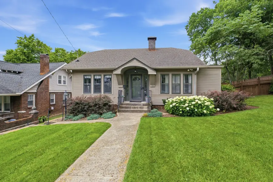 1912 Ashwood Ave, Nashville, TN 37212 - #2