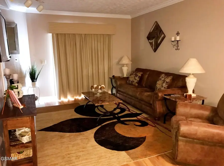 820 Golf View Boulevard #UNIT 2202, Pigeon Forge, TN 37863 - #3