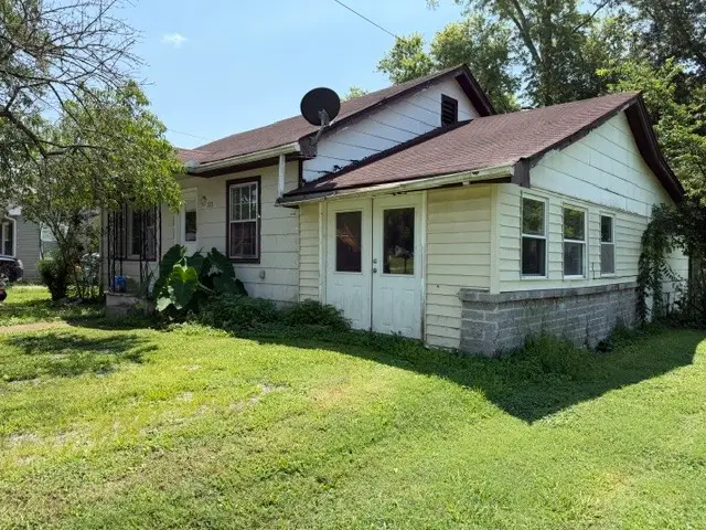 311 Poplar St N, Cowan, TN 37318 - #1
