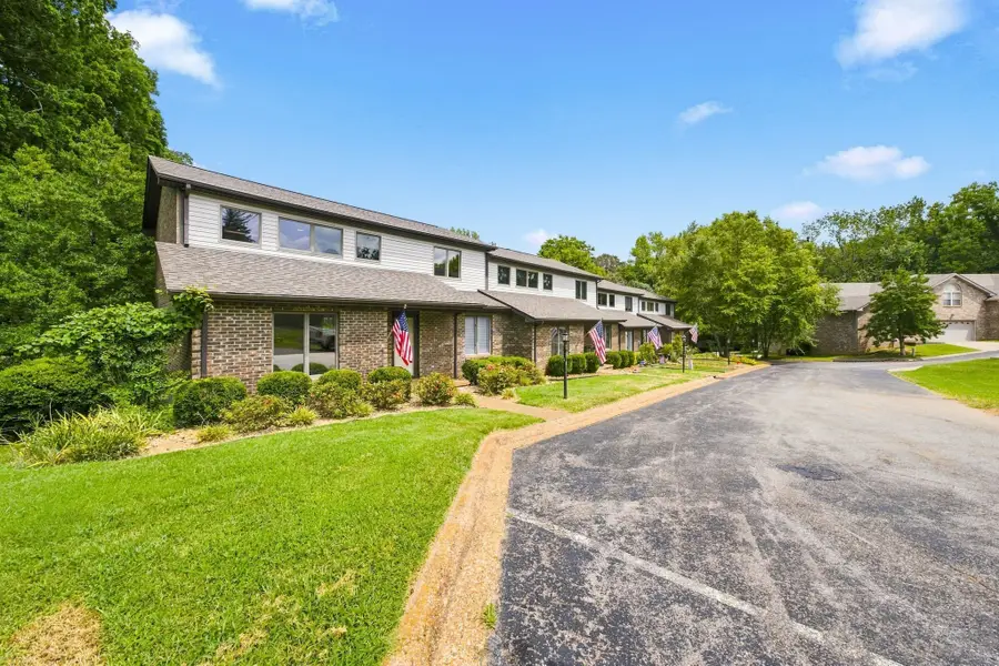 427 Country Club Ct, Clarksville, TN 37043 - #3