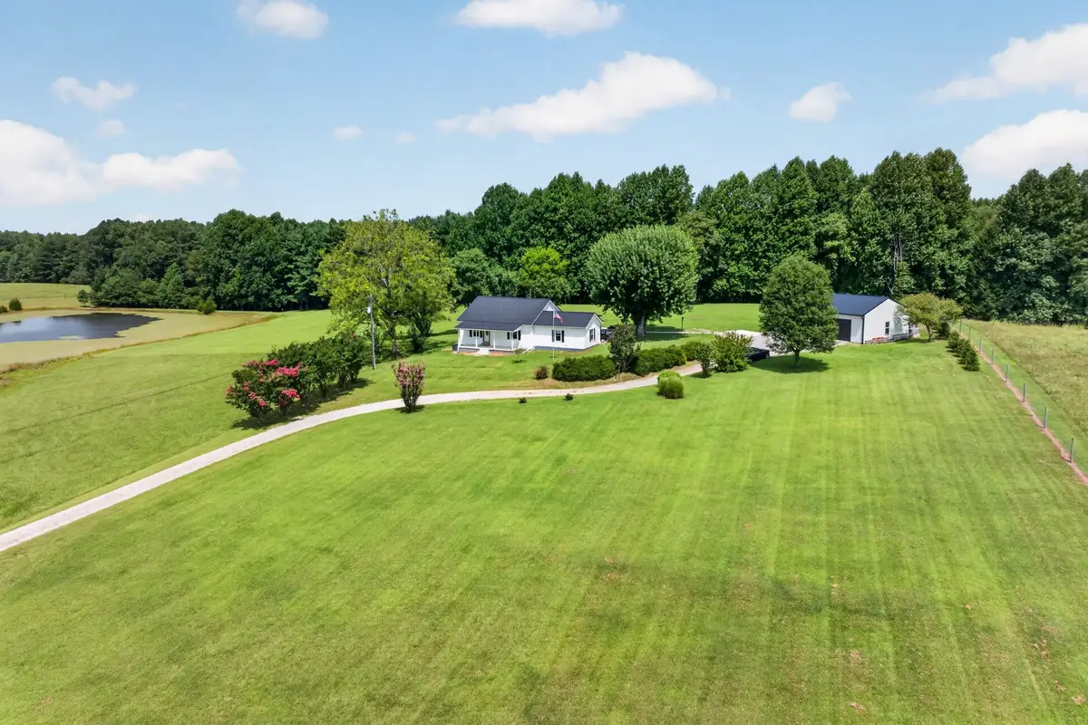 1561 Old Bon Air Rd, Sparta, TN 38583 - #1