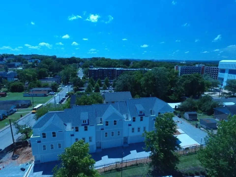 1812 Hermosa St, Nashville, TN 37208 - #1