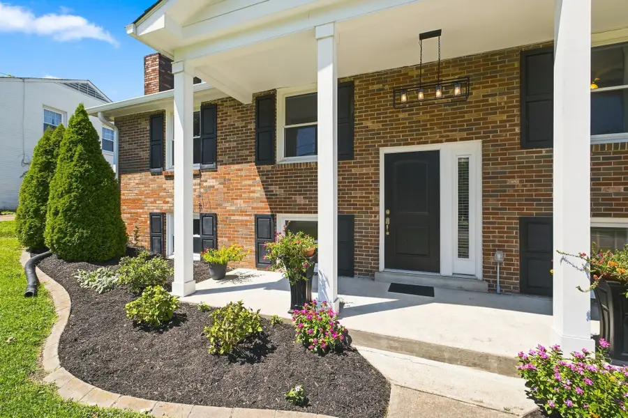6314 Saint Henry Dr, Nashville, TN 37205 - #2