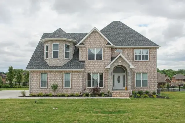 3076 Carrie Taylor Cir, Clarksville, TN 37043 - #1