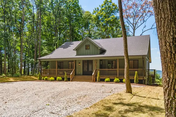 824 Valley View Drive, Altamont, TN 37301