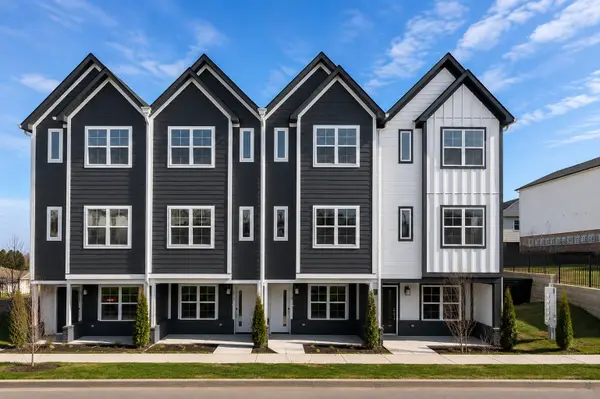 700 N Dupont Ave #201, Madison, TN 37115