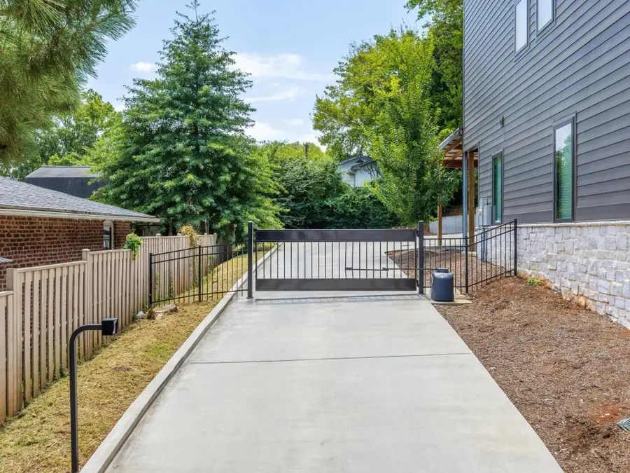 1036 E 4th Street #103, Chattanooga, TN 37403 - #3