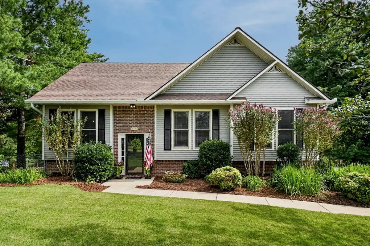 3405 Riveroaks Dr, Cookeville, TN 38506 - #1
