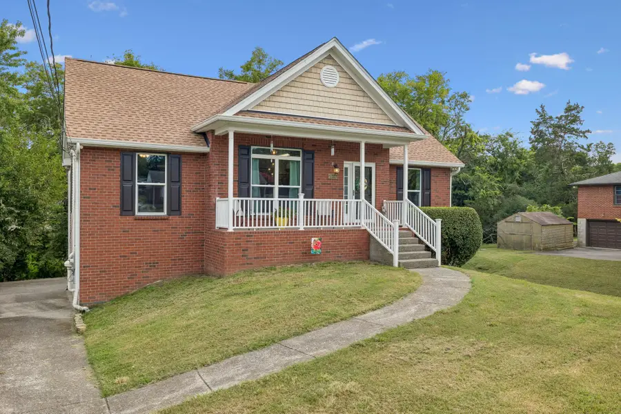 2601 Woodberry Dr, Nashville, TN 37214 - #3
