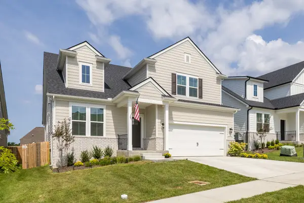 1026 Lionheart Dr, Hermitage, TN 37076